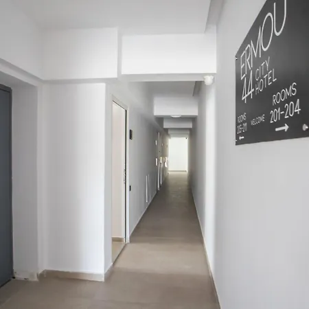 Ermou 44 Hotel *