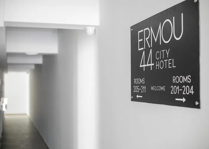 Ermou 44 Отель